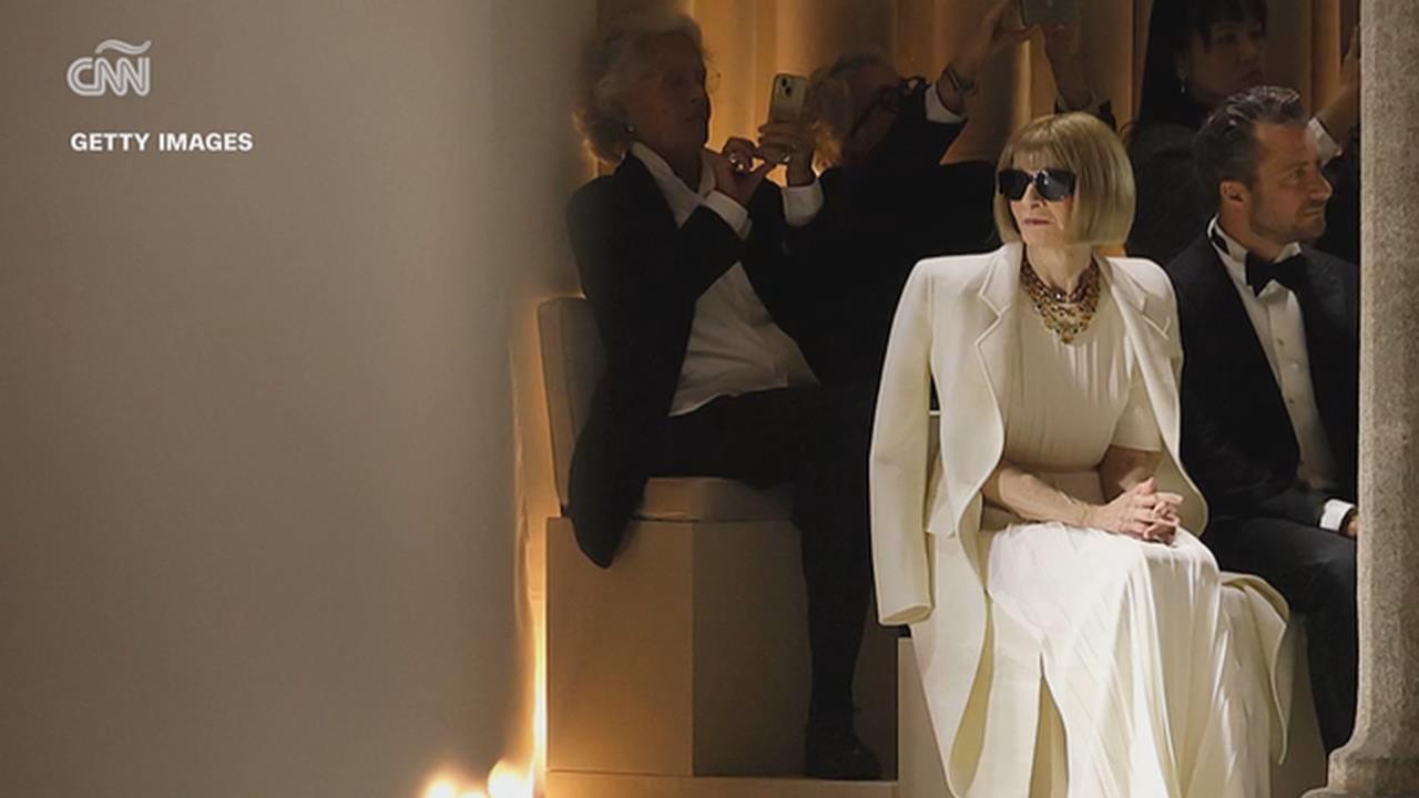 「惡魔總編」米蘭達本尊分身相見歡! 梅莉史翠普巧遇安娜溫圖