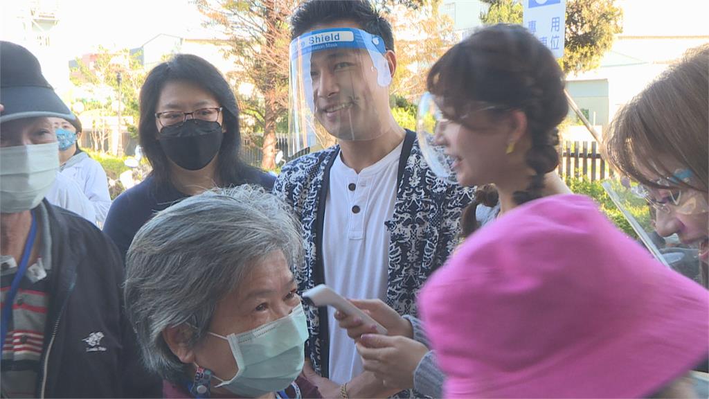 能上台和偶像飆歌！　八點檔演員群與粉絲同樂