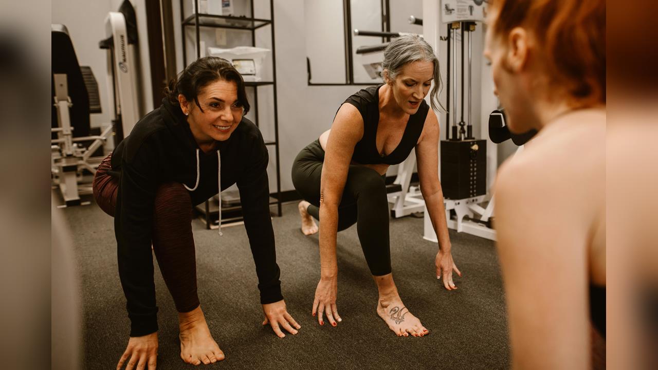 過了45歲變超難瘦？營養師曝吃「這7種食物」睡覺也能啟動燃脂