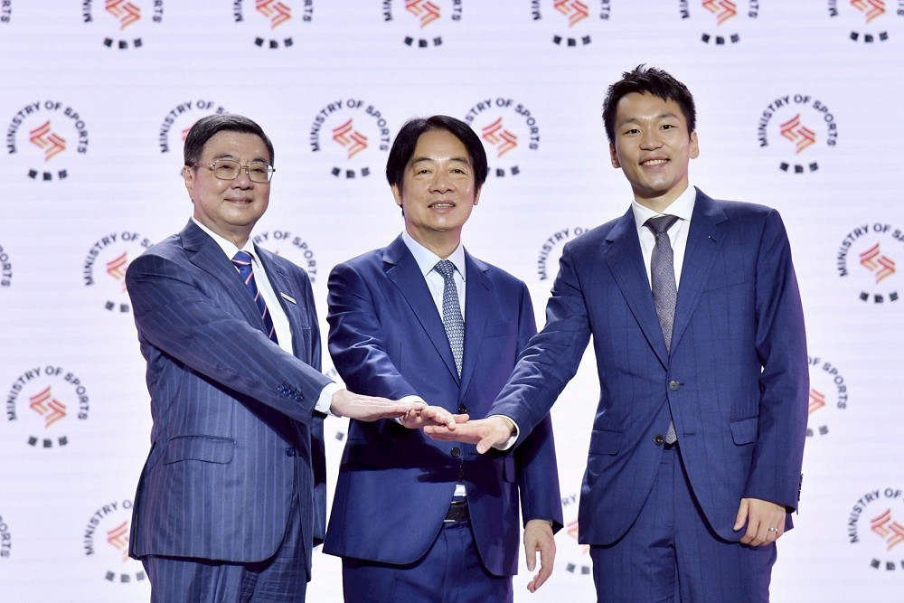 李洋正式接任運動部長推6政策 賴清德勤勉:再難都沒有奧運金牌難