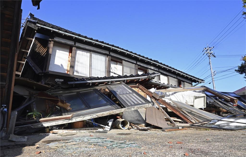 自家受地震影響關閉乾脆來賑災　石川溫泉旅館業者發放「七草鍋」祈求平安健康