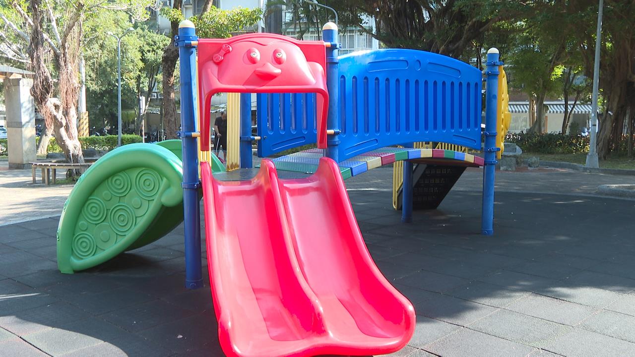 陌生男試圖抱女童還一路尾隨出手攻擊! 父母急嚇壞報警