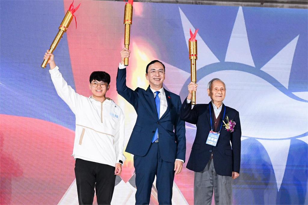 國民黨全代會「閉門改開放」　朱立倫喊：革命尚未成功