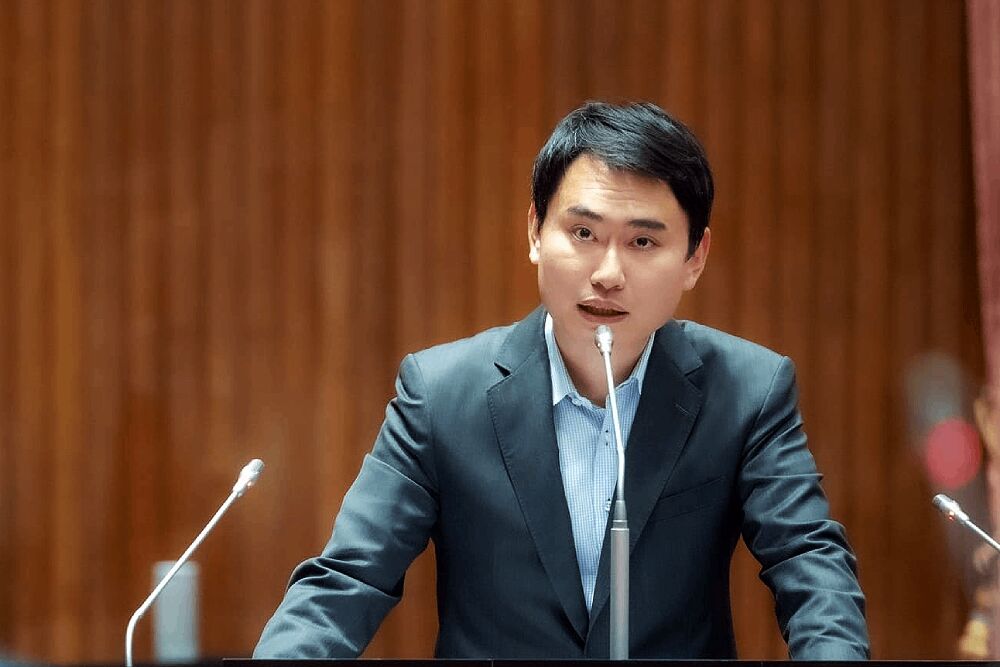陳柏源控八炯建立「納粹衝鋒隊」　陳冠廷示警：不能以邪惡替代邪惡