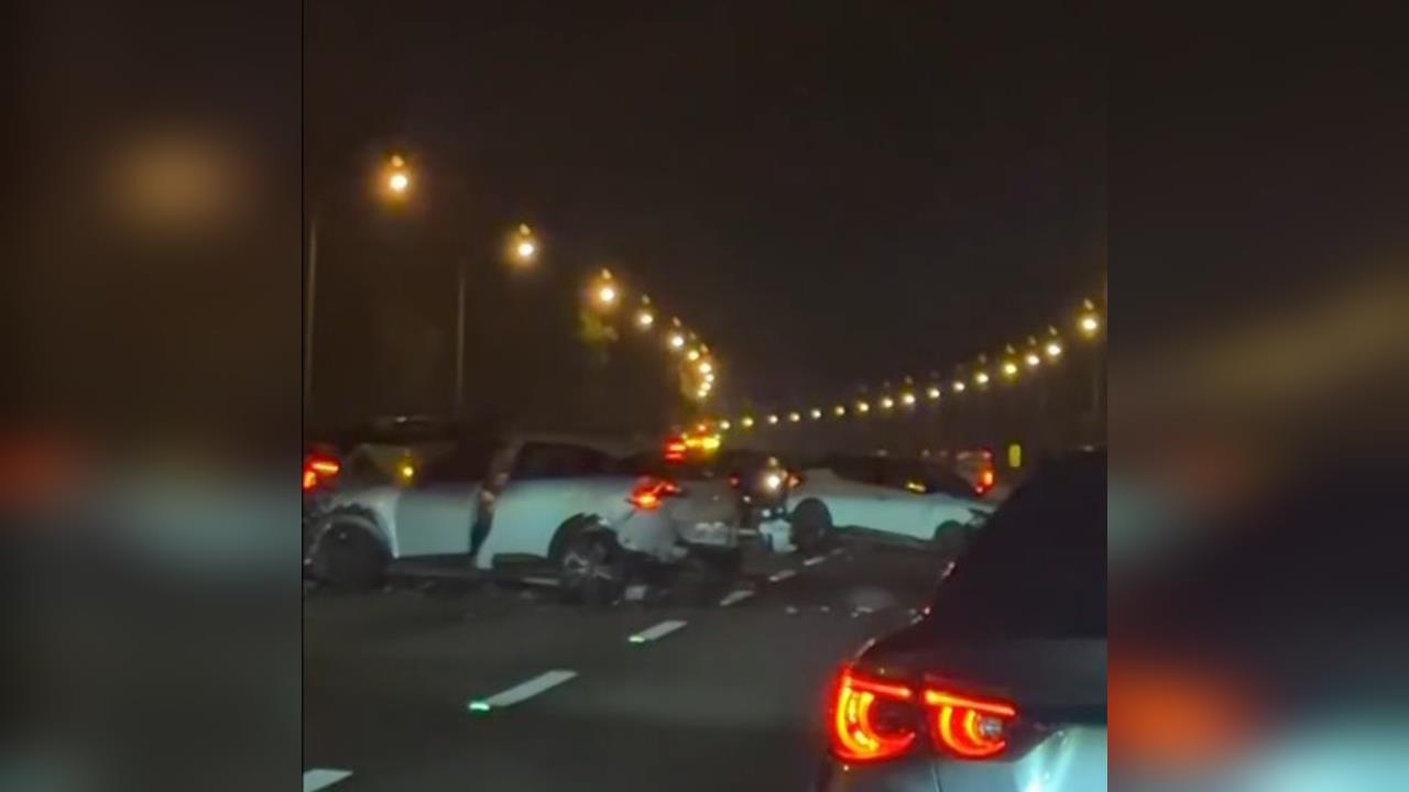 最新／國道苗栗段9車連環撞　零件噴飛3人急送醫