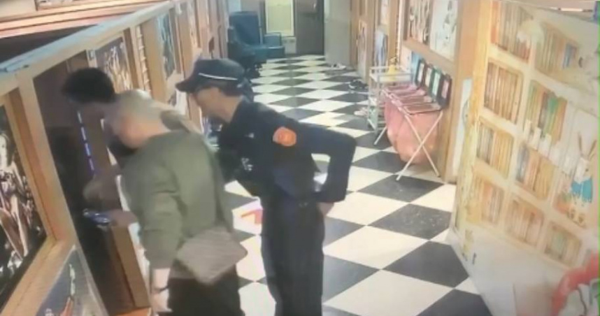 快訊/抓到了!2男搭計程車洗劫運匠 台中網咖落網