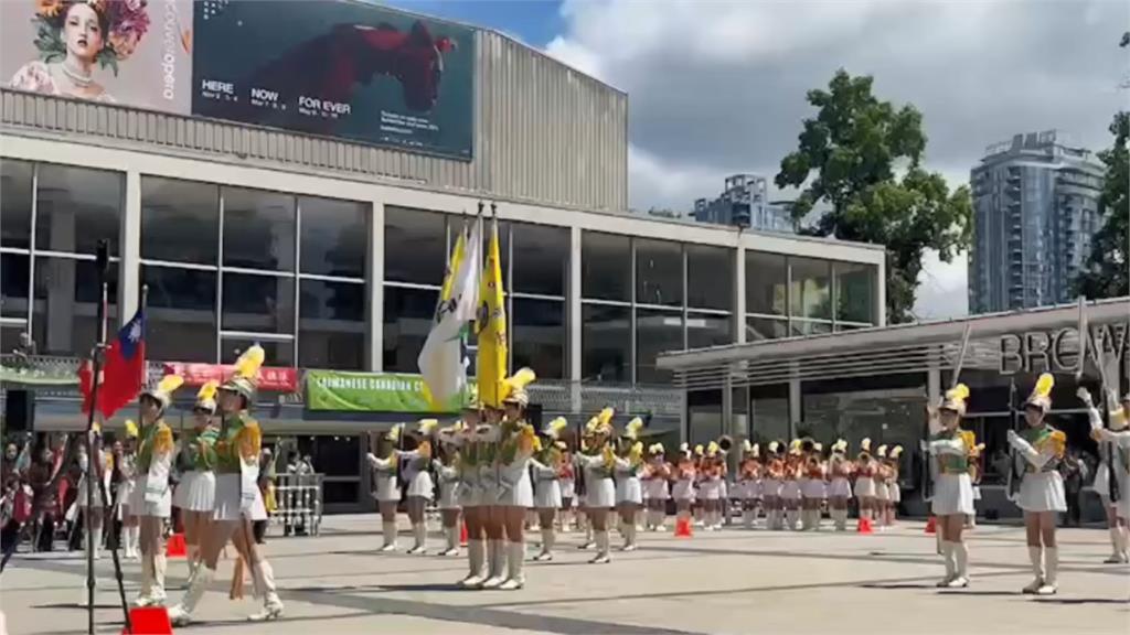 最美親善大使！北一女樂儀旗隊攜「台灣國旗」赴加演出　網讚：為國爭光