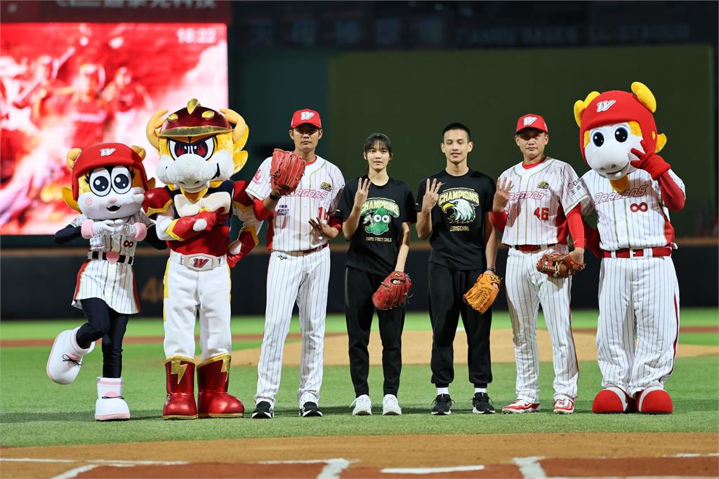 中職／味全龍開幕戰熱血登場　HBL雙冠球隊蒞臨見證棒球交流