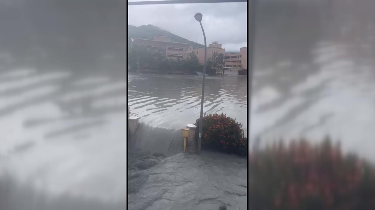 彷彿海嘯肆虐　光復鄉居民爬屋頂逃生