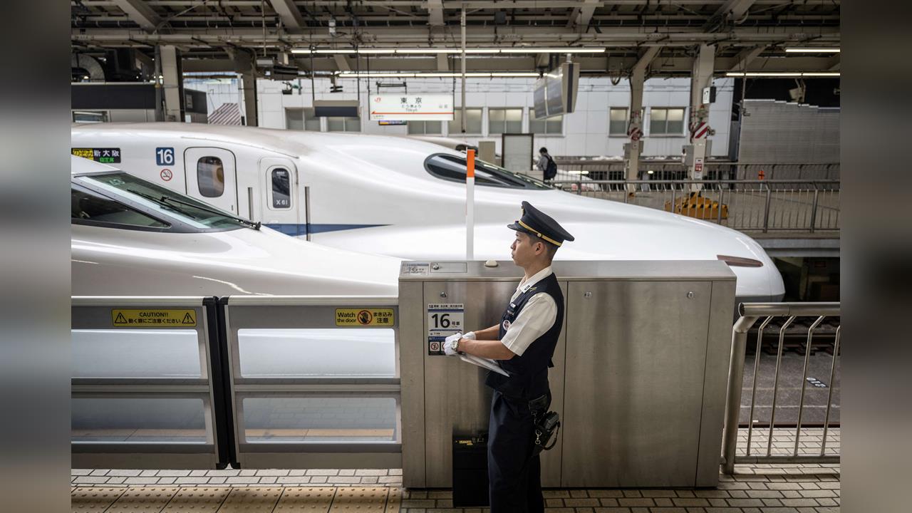 日本濱松站傳民眾闖軌遭列車撞死　東海道新幹線一度停駛