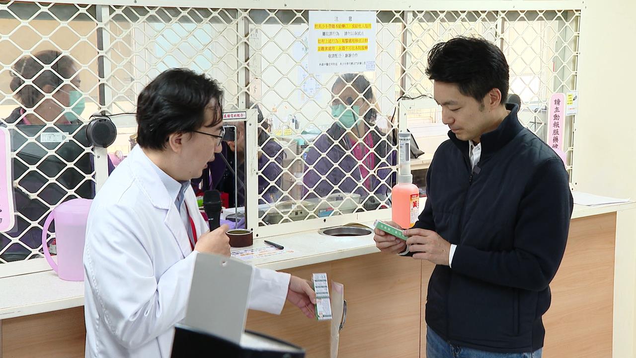 救聲量？蔣萬安視察美沙冬療法　林延鳳轟「假視察真作秀」