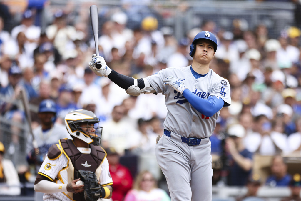 MLB(影)／日本對決！大谷翔平被三振成百K祭品　教士「這位家鄉同胞」：剛好而已