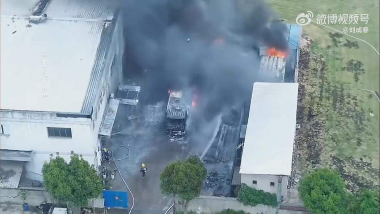 蘇州廢棄倉庫爆炸「蕈狀雲竄天」　官方聲稱僅２人灼傷