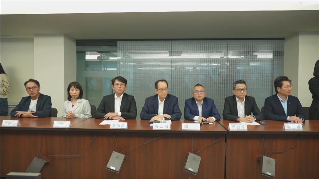快新聞/民眾黨延長柯文哲請假3個月 黃帝穎:羈押如何請假?