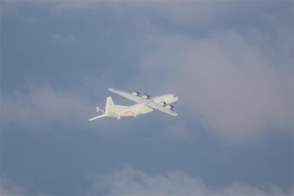 快新聞／共機又擾台！ 3架中國軍機進入我西南空域 空軍防空飛彈追監