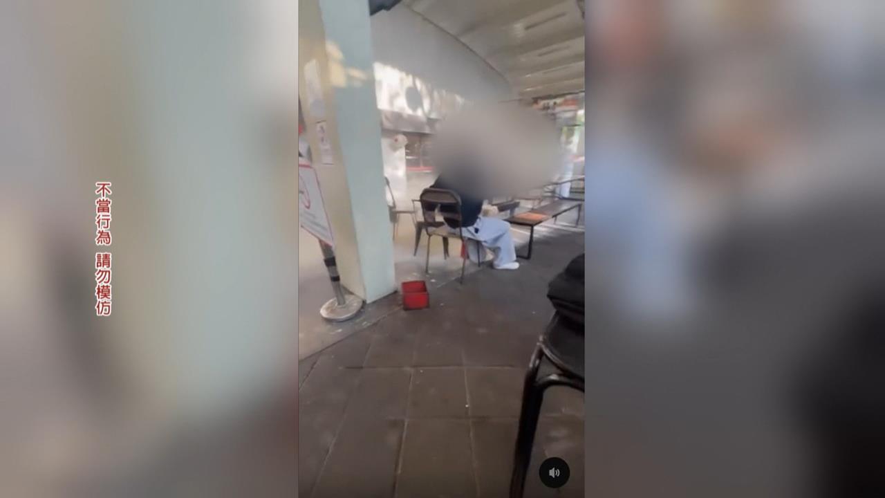 圓山花博廣場玩開了？　男「把玩滅火器」亂噴粉末