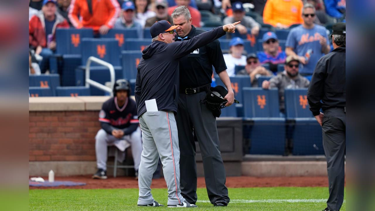 MLB(影)／棒球界最大螢幕都播了還判錯？老虎總教練怒飆髒話遭裁判趕出場