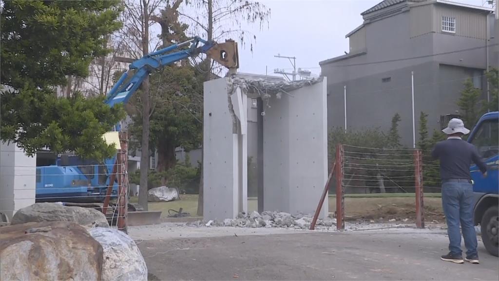 台中市都發局下通牒　沙龍莊園違建限拆