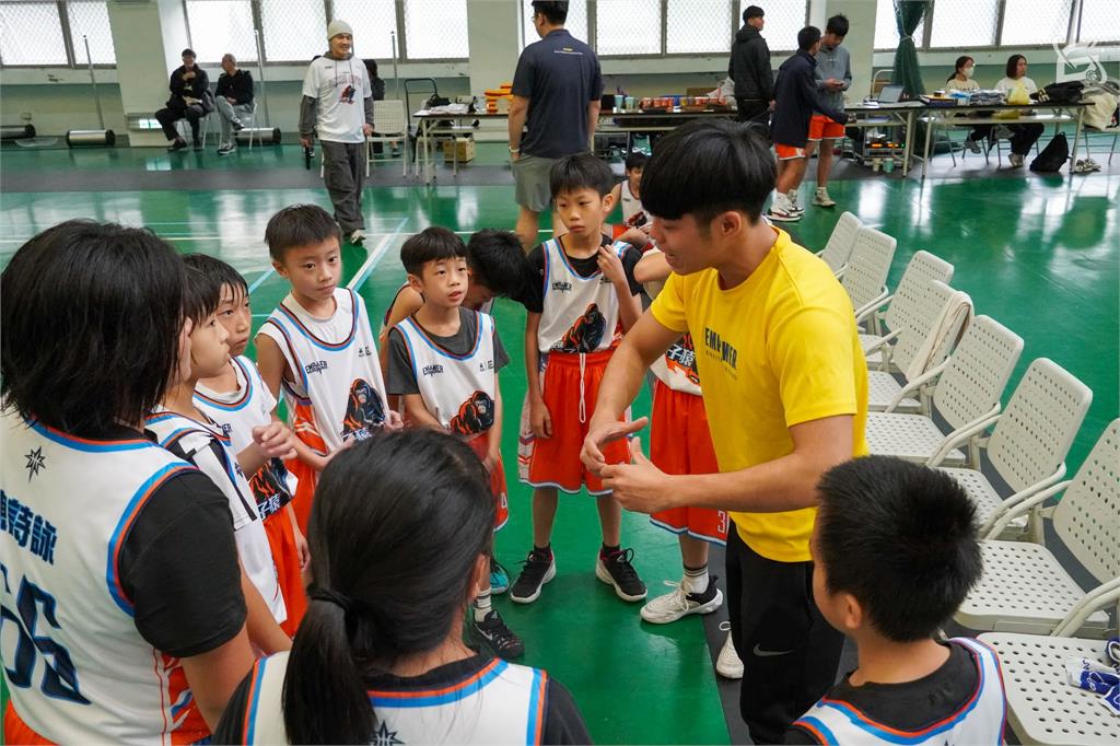 《籃球》花蓮橘子猿走過三年 鼓勵追夢 GO NEXT