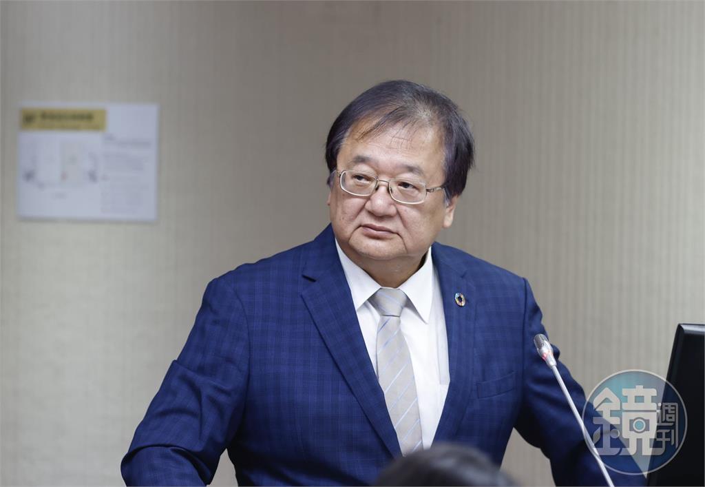 蘇一峰轟波波醫師後門開更大　邱泰源強調：嚴格管理
