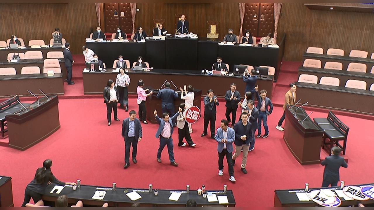 藍白推「停砍年改」 蔡英文:馬英九交代年改要完成