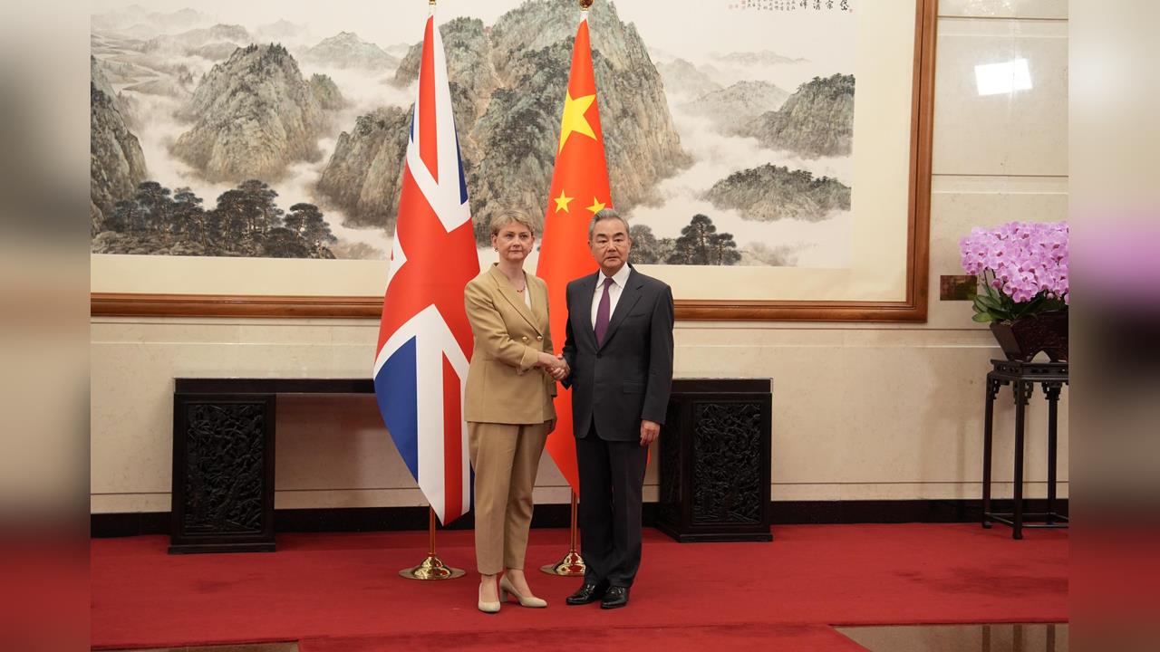 英外交大臣出訪北京！會談提到「台灣議題」揭英中建交下對台最新立場