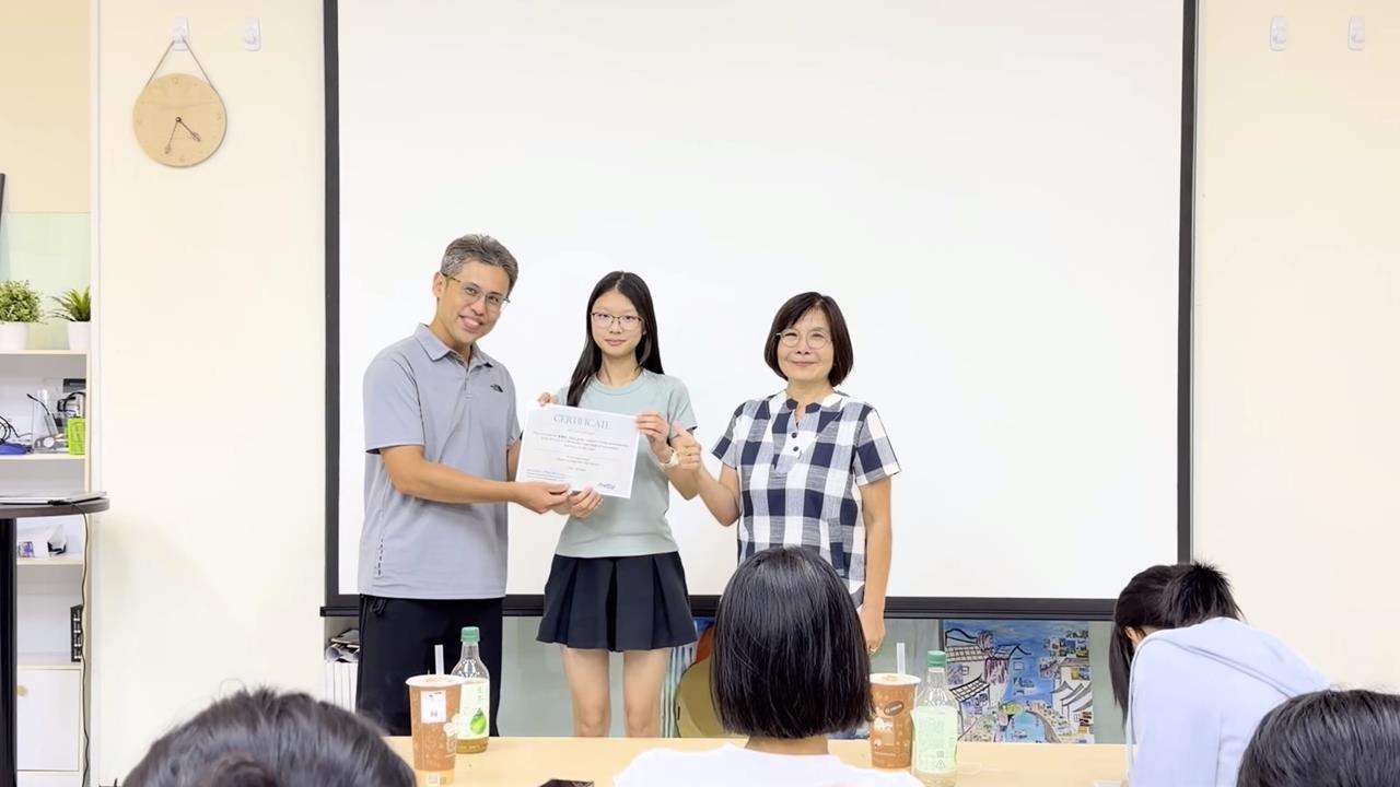 暑假半導體營好國際化! 烏克蘭學生加入教學 晶片課全英文開講