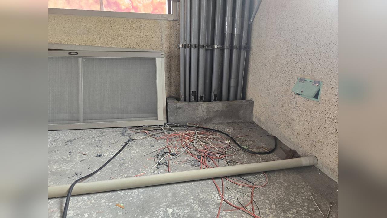 快新聞／鳳山賊疑觸電身亡！焦黑男屍「頭下腳上」手持電纜剪　前女友伴屍一晚才報案
