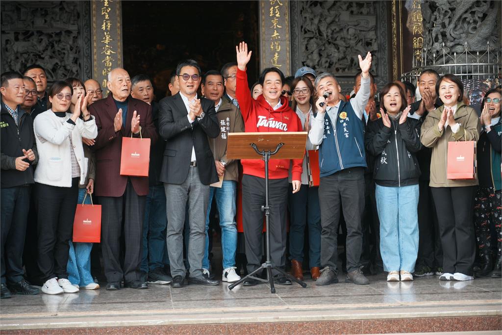 快新聞／人氣夯！走訪雲嘉發放福袋　賴總統示警：中國併吞台灣企圖未改變