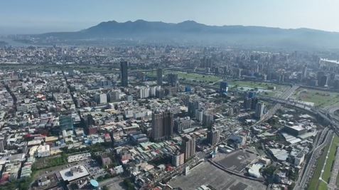 台經院公布1月製造業景氣表概況  燈號再轉至低迷的黃藍燈