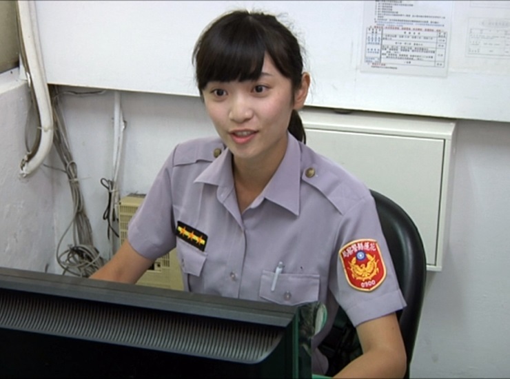 別小看甜美警花！逮捕通緝犯超霸氣