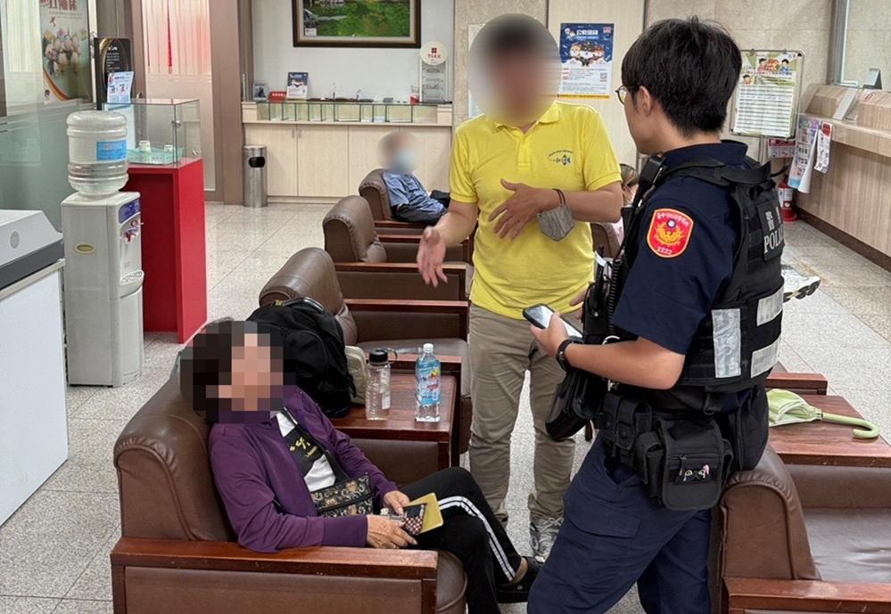 網路乾兒子鼓吹投資美金　警銀聯手攔66歲婦匯135萬元