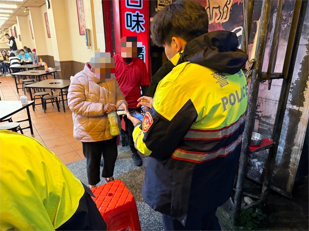 嘉義婦北上探親迷途　楊梅警暖心助團圓