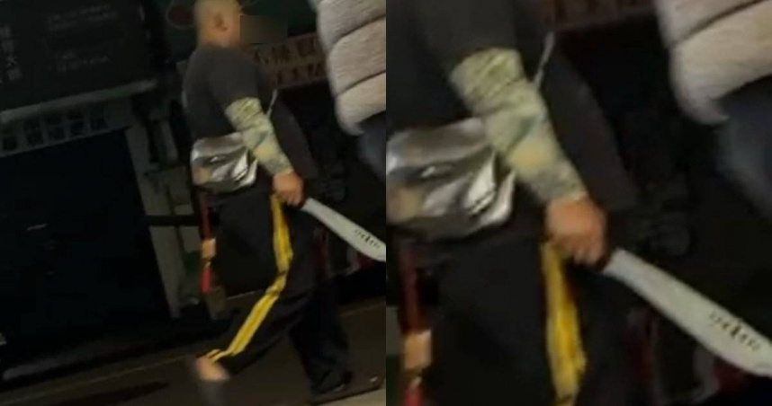 士林夜市深夜驚見「男子持長刀遊走」　民眾拍下驚悚畫面通報警方