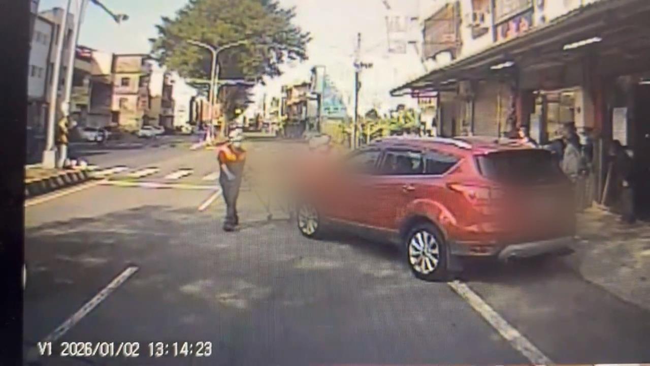 國道車禍！女子疑疲勞駕駛撞前車　３人受傷送醫、最小僅１歲