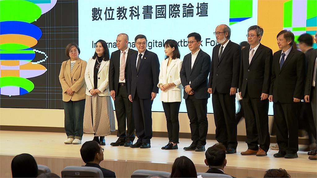 不捨吳思瑤被傅崐萁咆哮罵哭　卓榮泰送暖給鼓勵