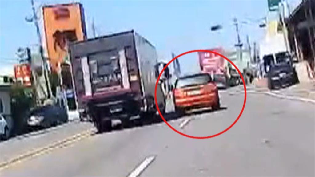 康橋車禍前肇事駕駛「搖晃畫面」曝！　警方：不排除毒駕可能
