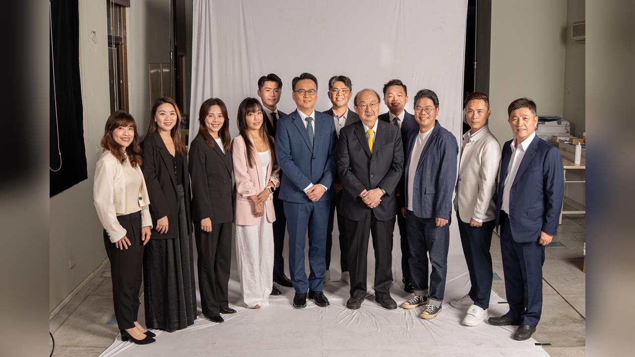 快新聞／攜新竹市綠營拍形象照！莊競程拋「減壓顧老」3大福利　柯建銘也來了