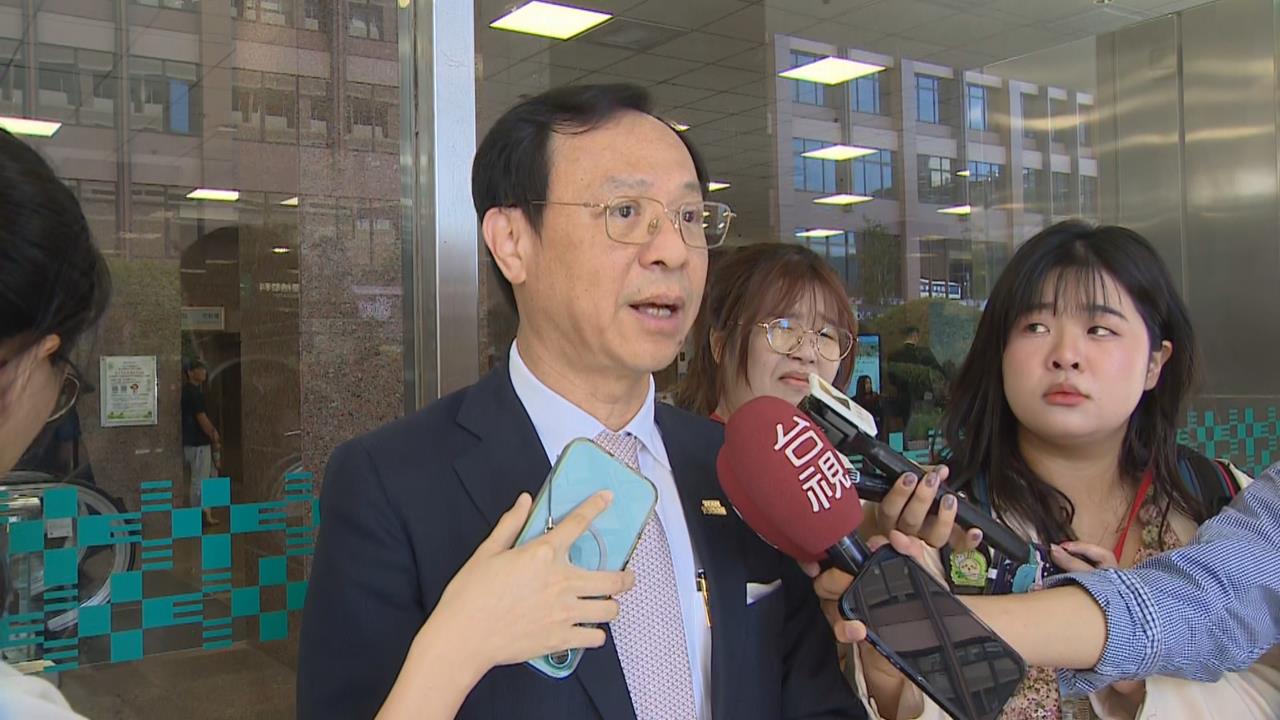 年輕人恐年繳多3千元？藍白強推65歲以上免健保費　石崇良火線回應