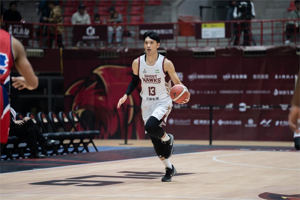 亞洲盃／才因傷辭退國家隊徵召就出賽引議　台鋼獵鷹火速親回謝宗融近況