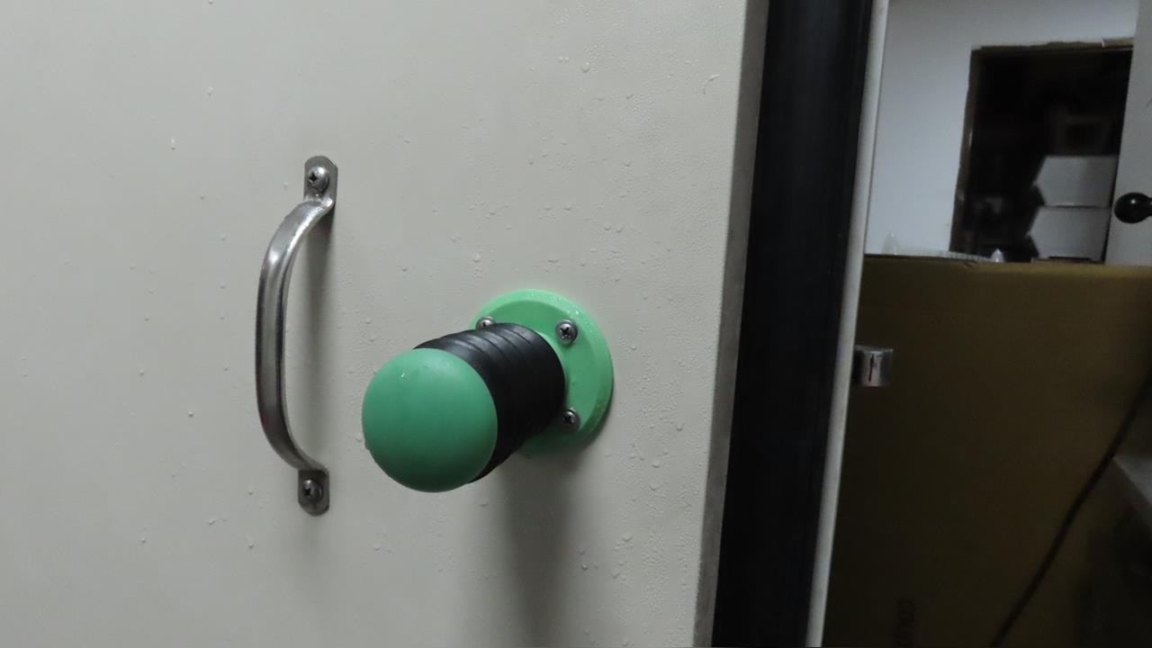 快新聞／才剛開工！北市文山區餐廳冰庫打開赫然發現女同事　已明顯死亡