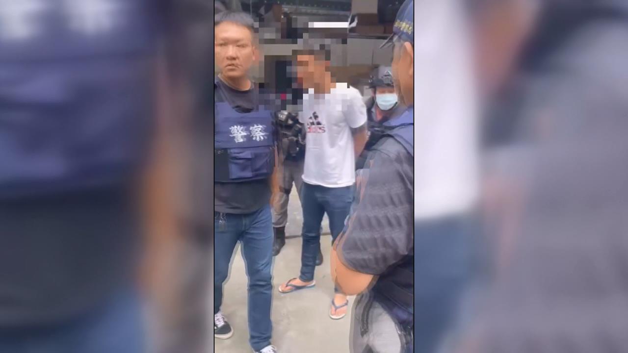 藏毒! 高雄違停車拒檢撞警車"警連轟6槍" 嫌犯台南落網