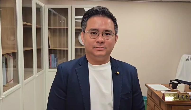 快新聞/台中立委不知清泉崗機場有飛軍機 黃健豪:昨日才知道…未來會查清楚再質詢