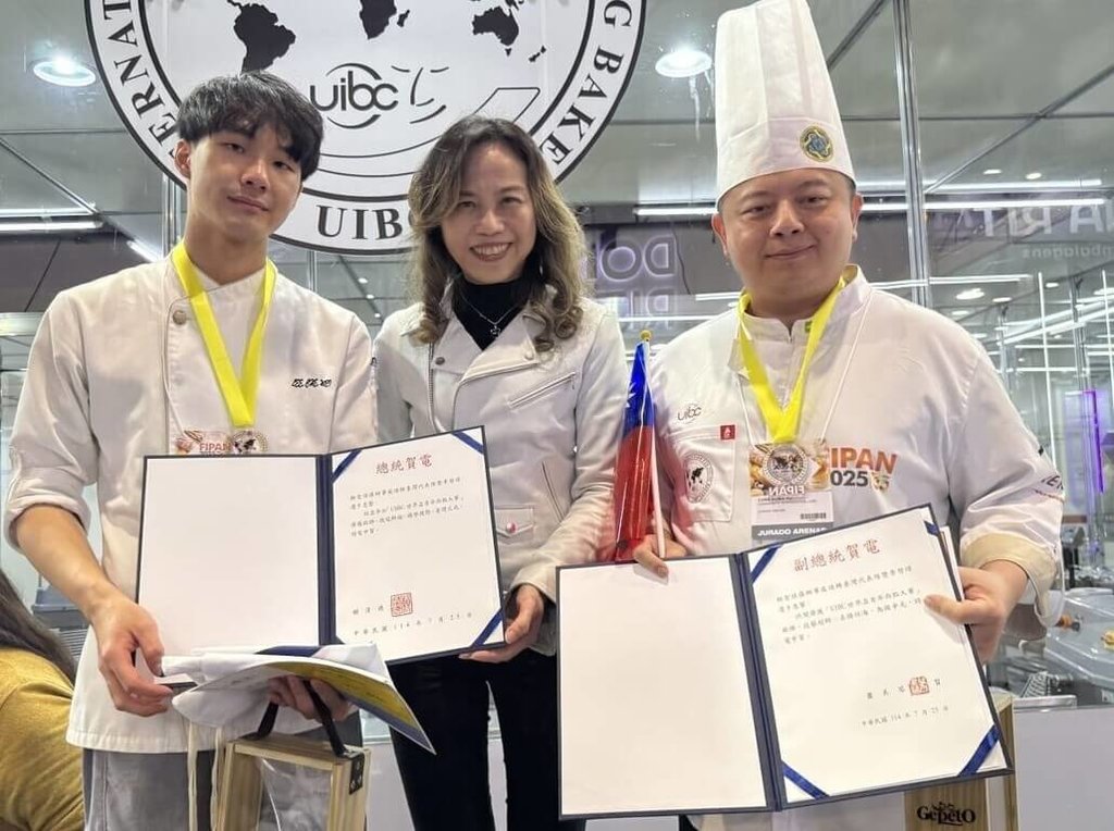 巴西世界盃青年西點大賽  台灣選手李哲瑋勇奪銀牌