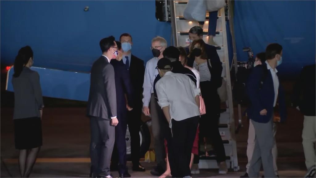 美國議員訪團晚間抵台　吳釗燮親自接機