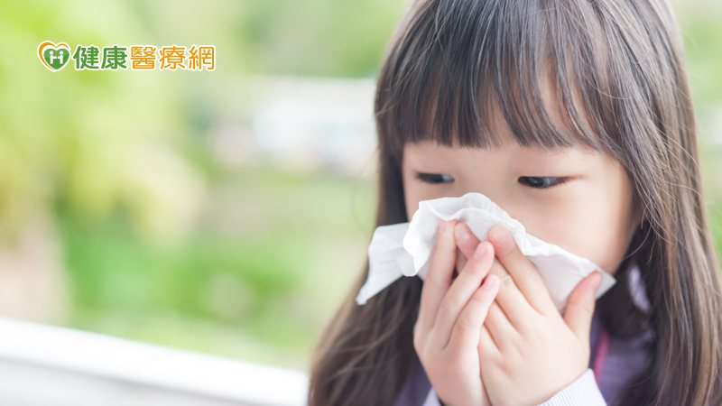 A、B流交替、新冠升溫!開學慎防校園群聚 醫籲兒童及早接種流感疫苗