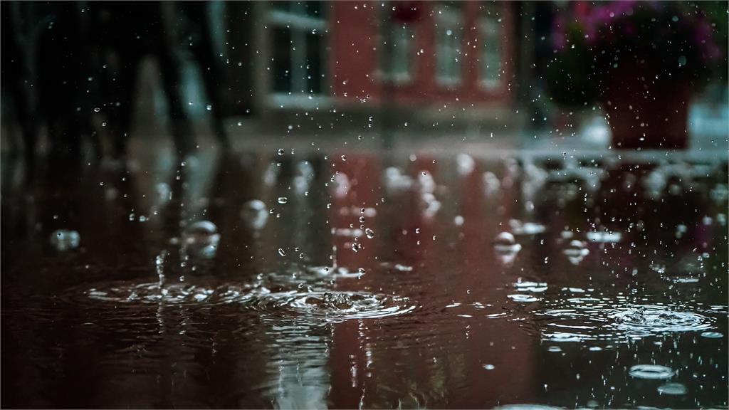 [2019/07/22]雙北高溫上看36度 東部、恆春半島大雨特報