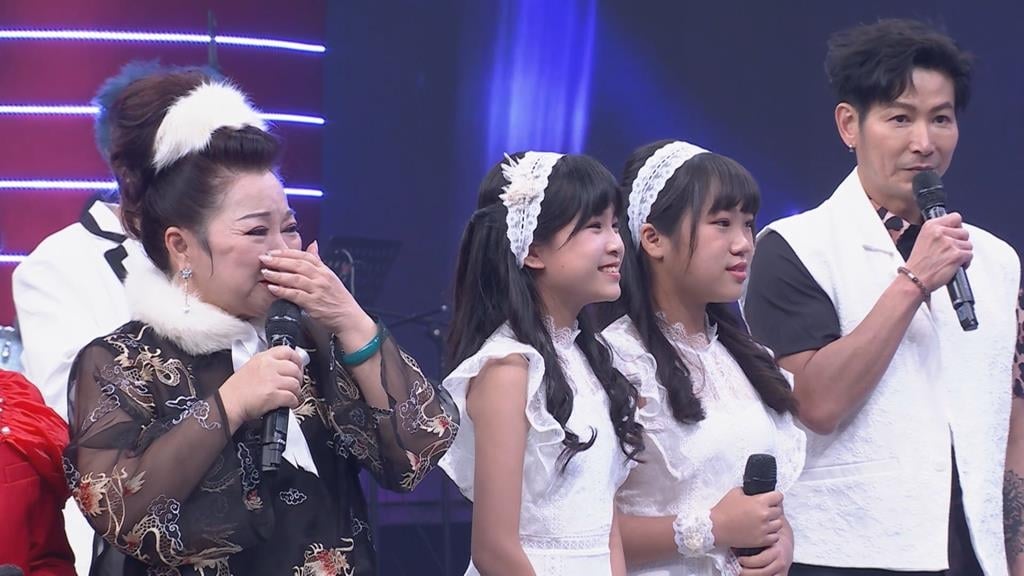《超級冰冰Show》小歌手唱功大PK！女孩強勢踢館奪勝 親情之歌竟逼哭原唱