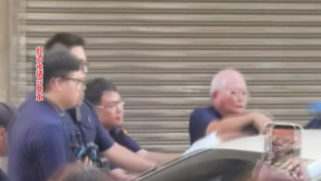 三重酒駕開贓車暴衝撞26機車　男躲民宅屋頂仍被逮