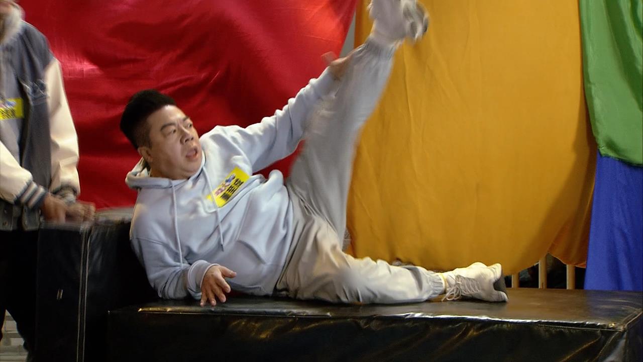 綜藝節目大跳! 藝人挑戰變搞笑摔 笑翻眾人